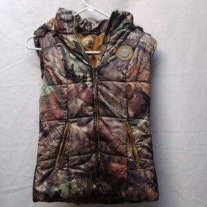 Girls with Guns camo vest